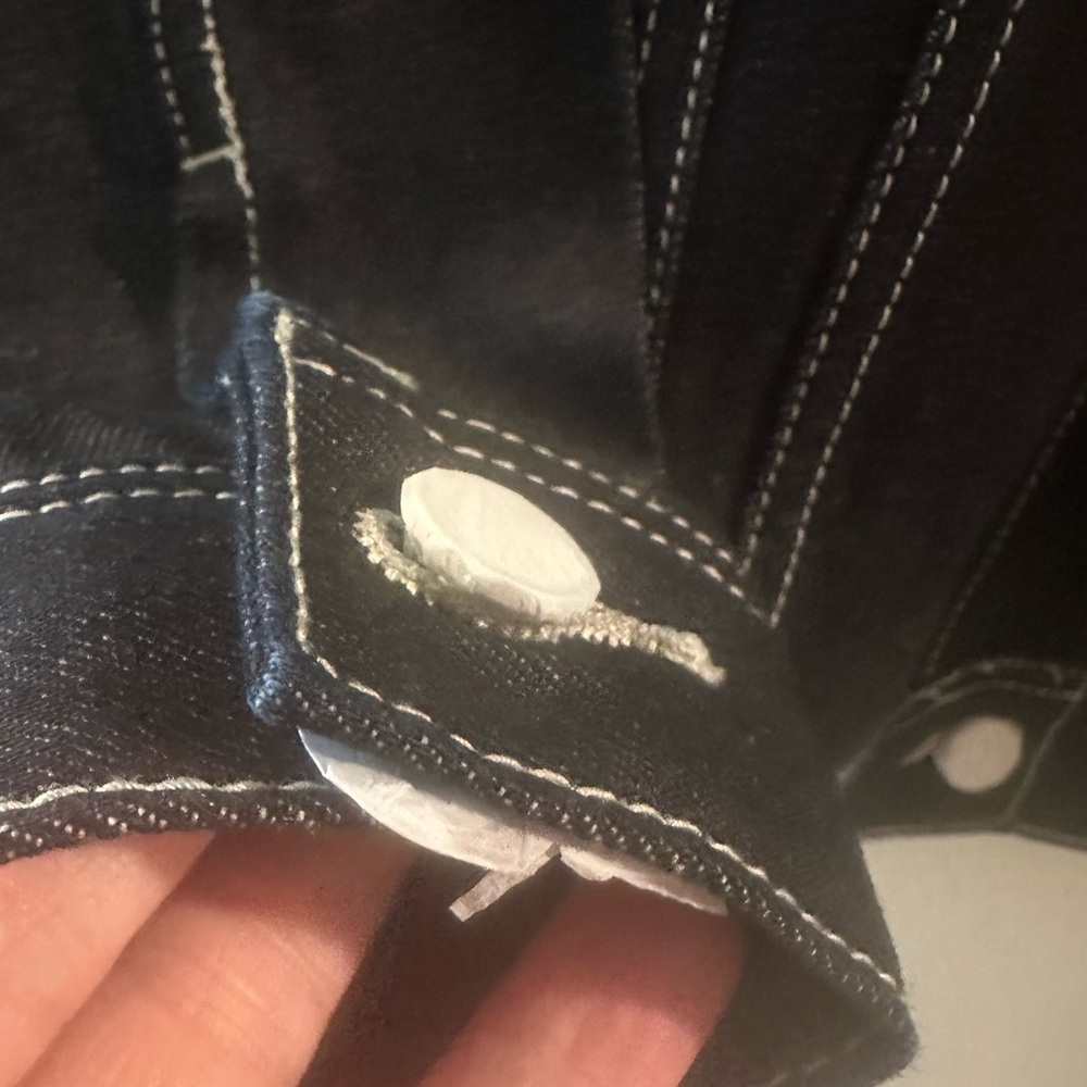NWOT - WeWoreWhat Size L Jean Jacket with Removable Fur Collar - Picture 4 of 8